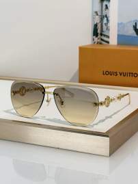 Picture of Louis Vuitton Sunglasses _SKUfw81854760fw
